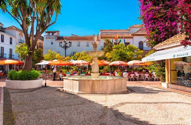 Cozy 2-Bed 2-Bathroom Apartment In Marbella Town Centre ภายนอก รูปภาพ