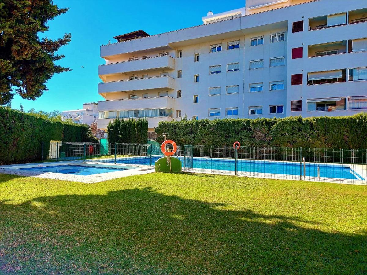 Cozy 2-Bed 2-Bathroom Apartment In Marbella Town Centre ภายนอก รูปภาพ