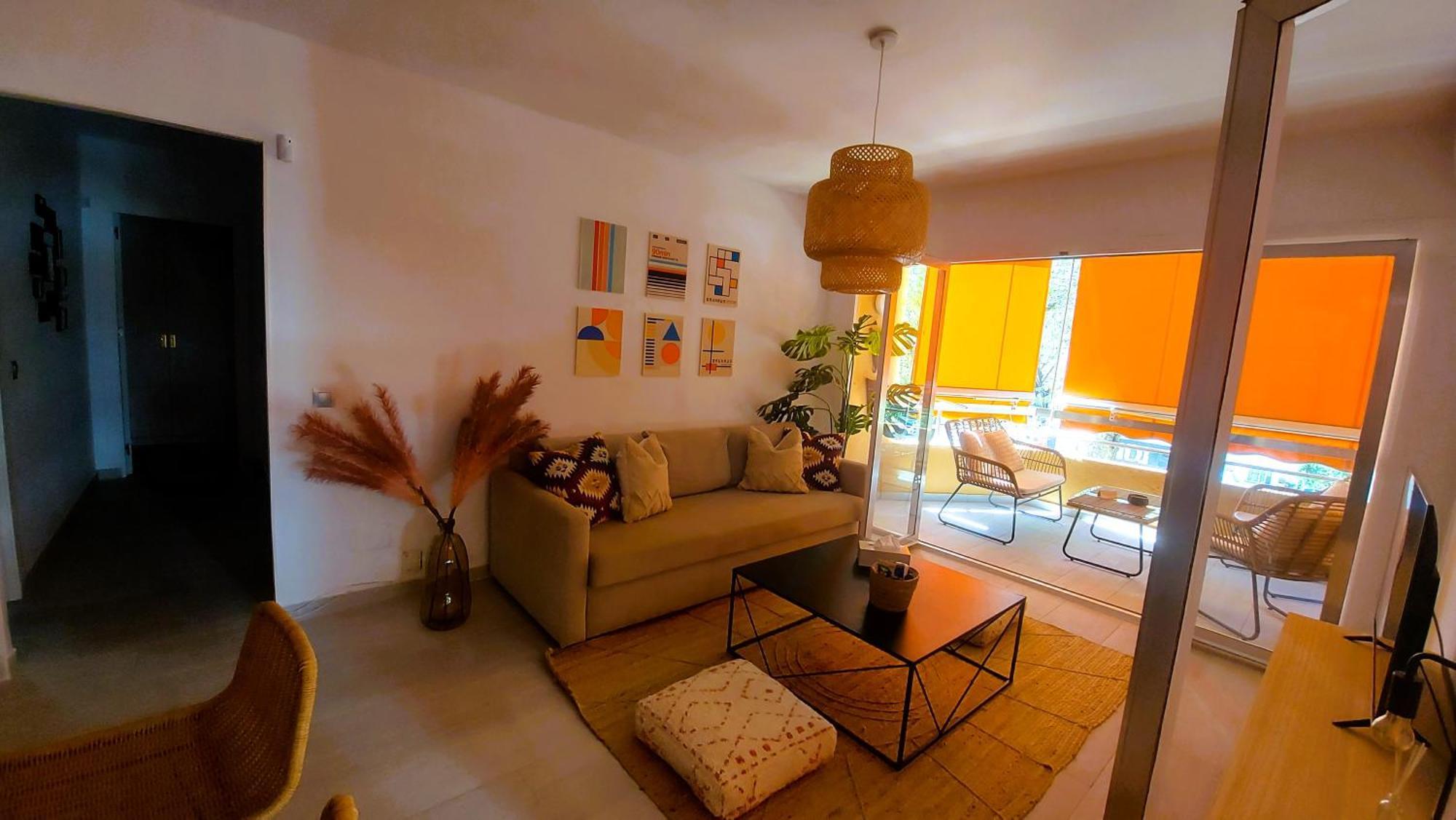Cozy 2-Bed 2-Bathroom Apartment In Marbella Town Centre ภายนอก รูปภาพ