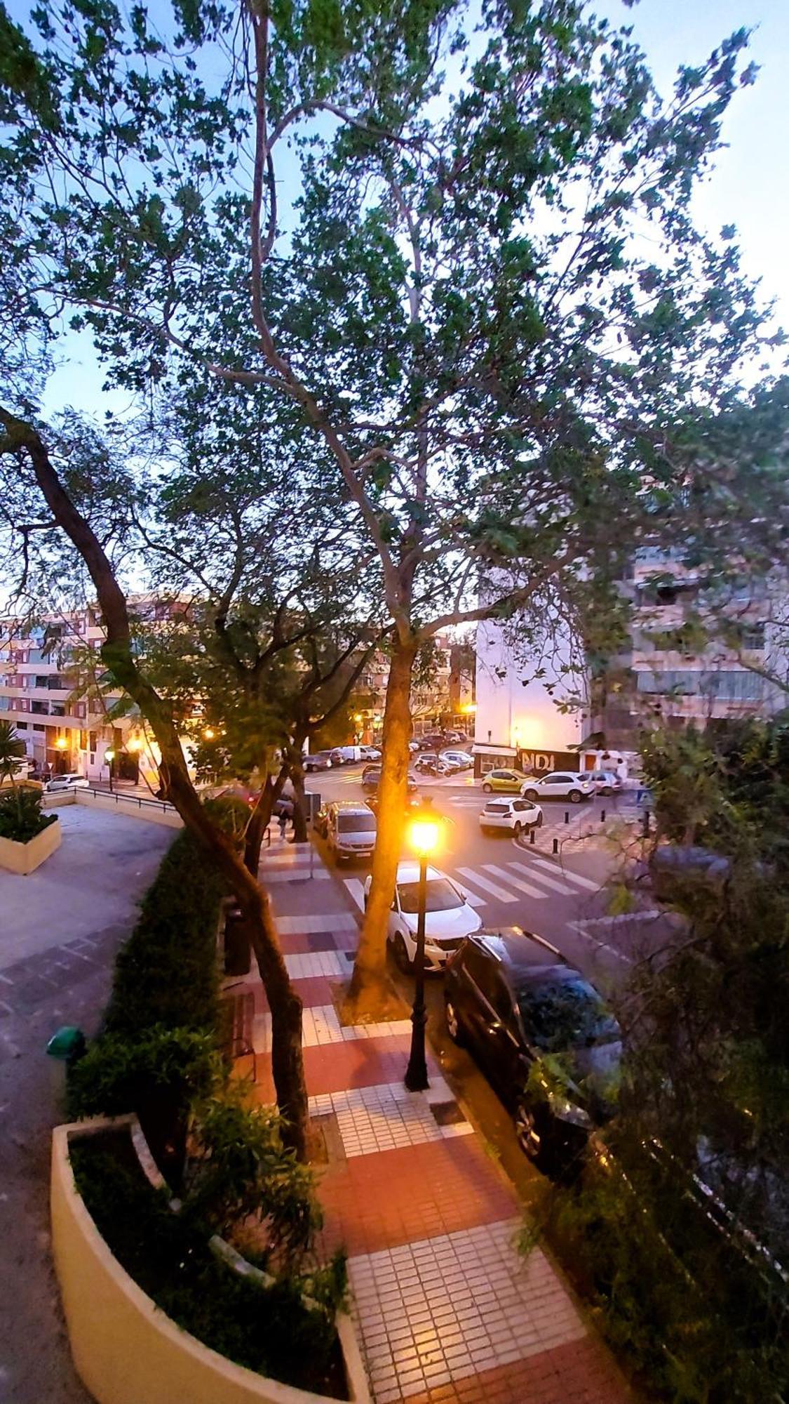 Cozy 2-Bed 2-Bathroom Apartment In Marbella Town Centre ภายนอก รูปภาพ