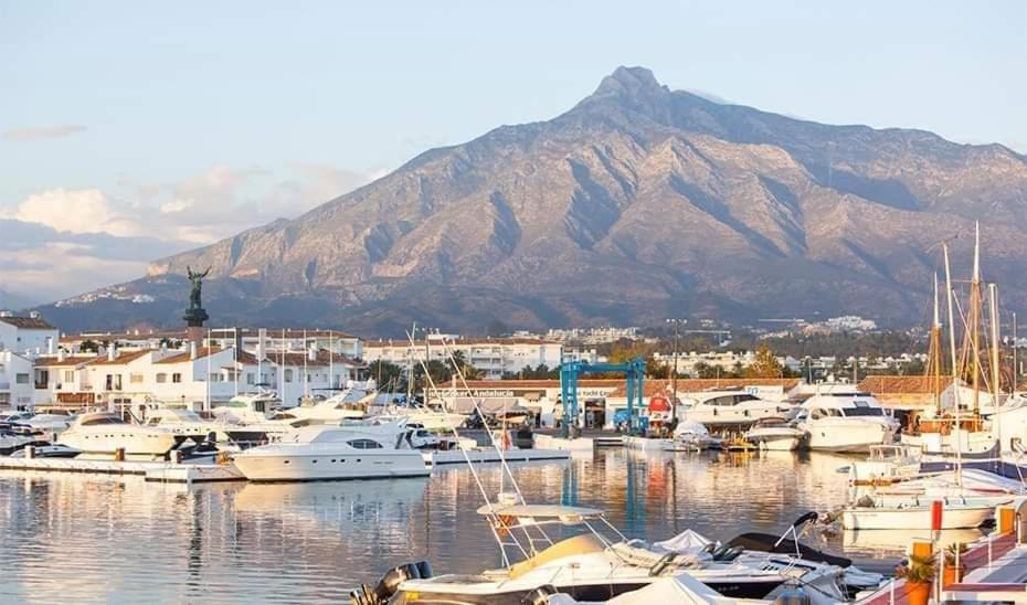 Cozy 2-Bed 2-Bathroom Apartment In Marbella Town Centre ภายนอก รูปภาพ